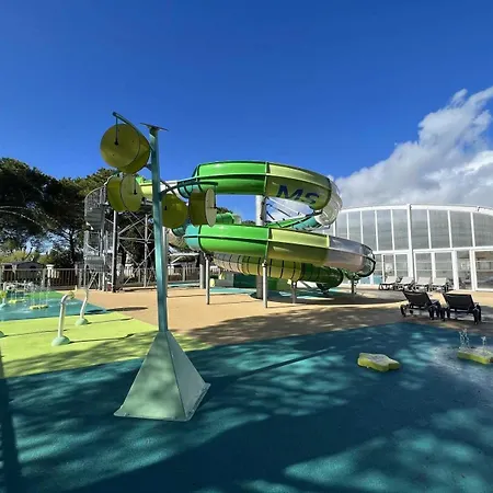 4 Etoiles - Parc Aquatique - Eeibgd キャンプ場 *