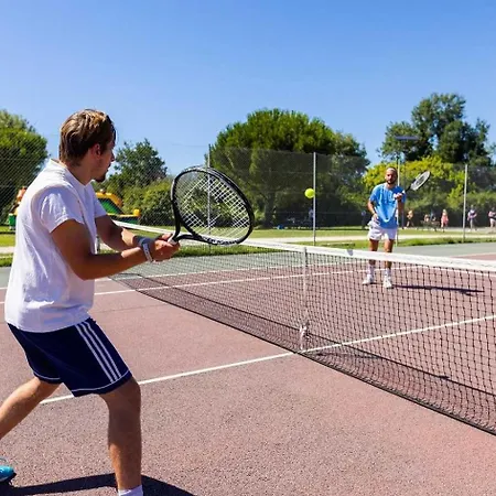 Camping 4 Etoiles - Parc Aquatique - Eeibgd *